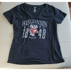 Wisconsin Badgers 1848 v neck‎ Tee Shirt women's Medium